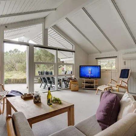 Jannick - 1-5km From The Sea By Interhome *